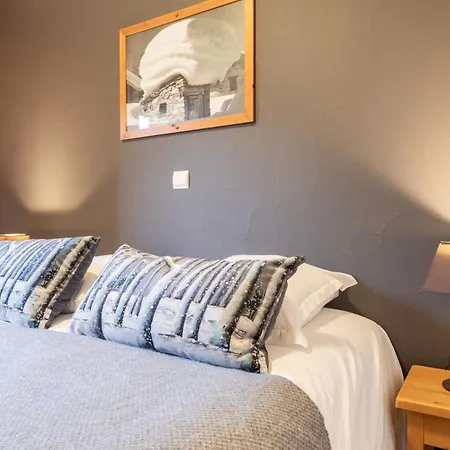 Hébergement de vacances Ours, Vue Montagne Piscine Et La Plagne